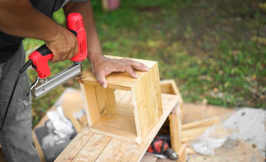 the best brad nailers for woodworking
