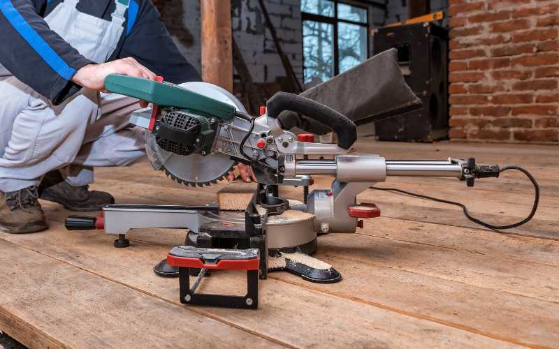 10 Best Compound Miter Saws in 2023 [Reviews and Guide]
