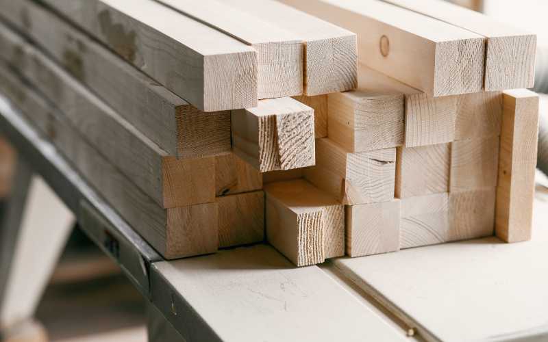 types of wood for furniture and woodworking projects