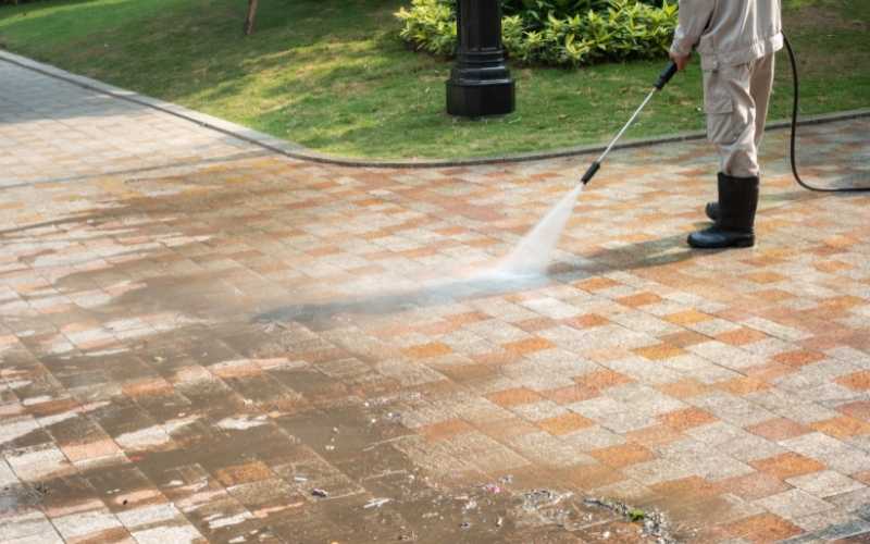 The 5 Best Honda Pressure Washers in 2023 [Reviews]