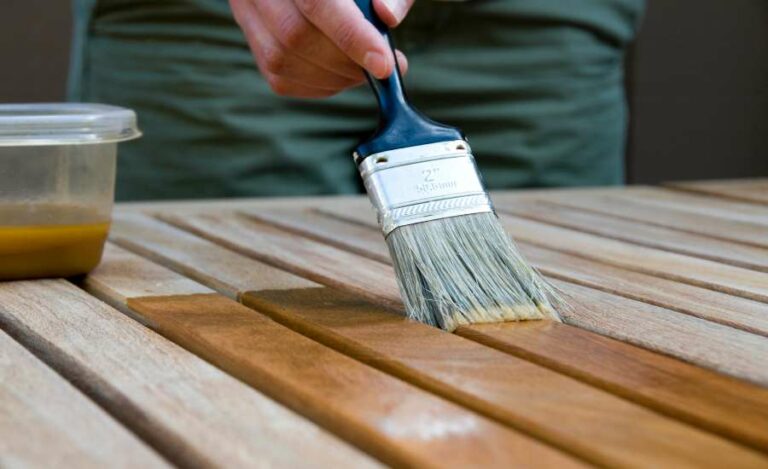 7 Wood Stain Tips Every Beginner Woodworker Needs To Know