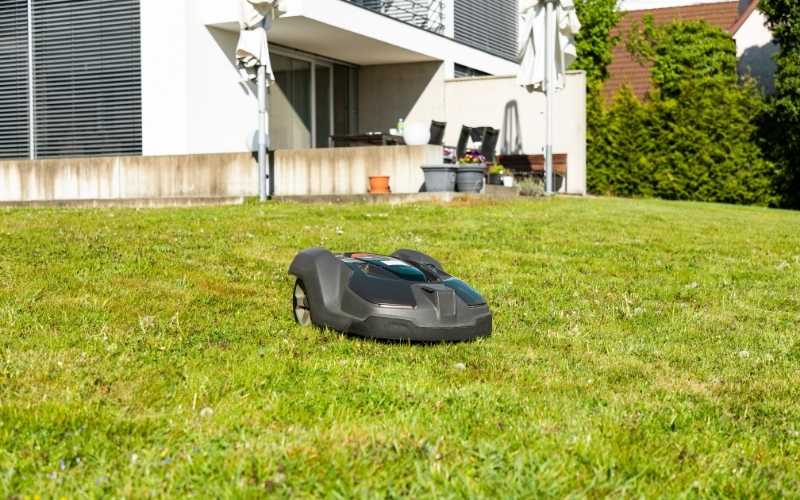 automate your lawn mowing