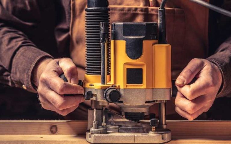 The Beginners Guide To Using A Router Tool