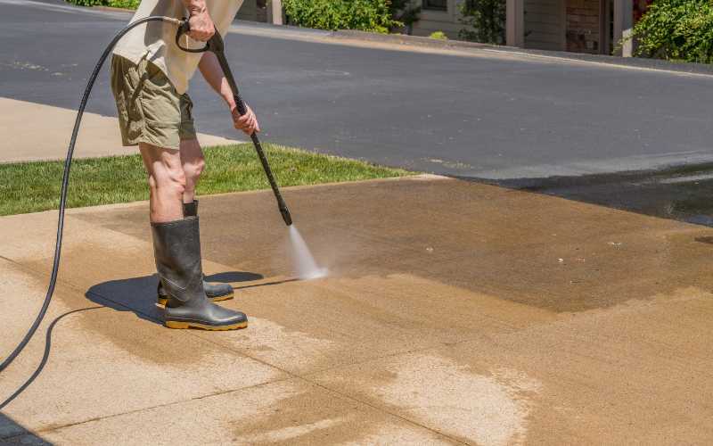 9 Important Pressure Washing Tips for Revamping Your House